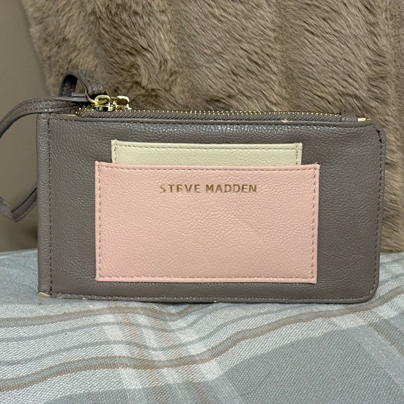 Steve Madden Accessories - Steve Madden Taupe Wristlet with Pink and Cream Card Slots
